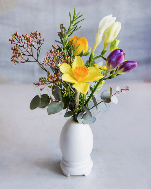 Ceramic Egg White Small with Seasonal Flowers